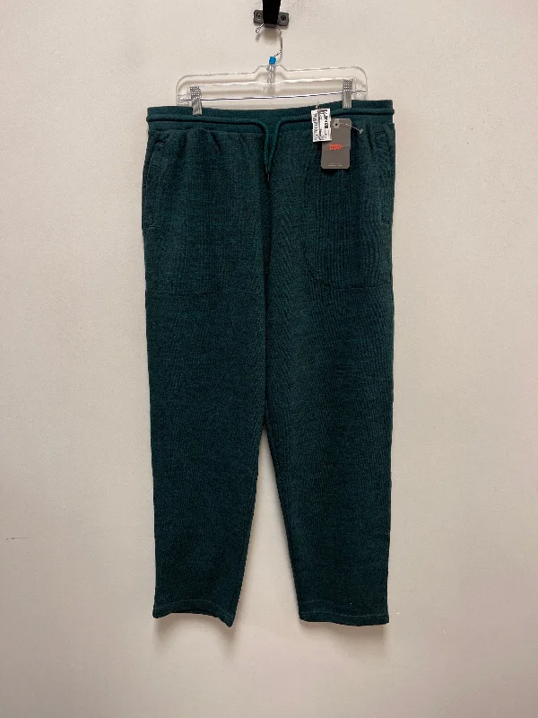 Heavy-duty ripstop pants for extreme hiking durability -Pants Lounge By Levis In Green, Size: Xl