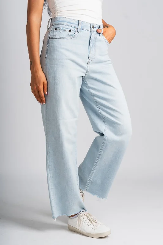 Cropped Jeans for Summer Look -Daze pleaser high rise wide leg ankle jeans believer