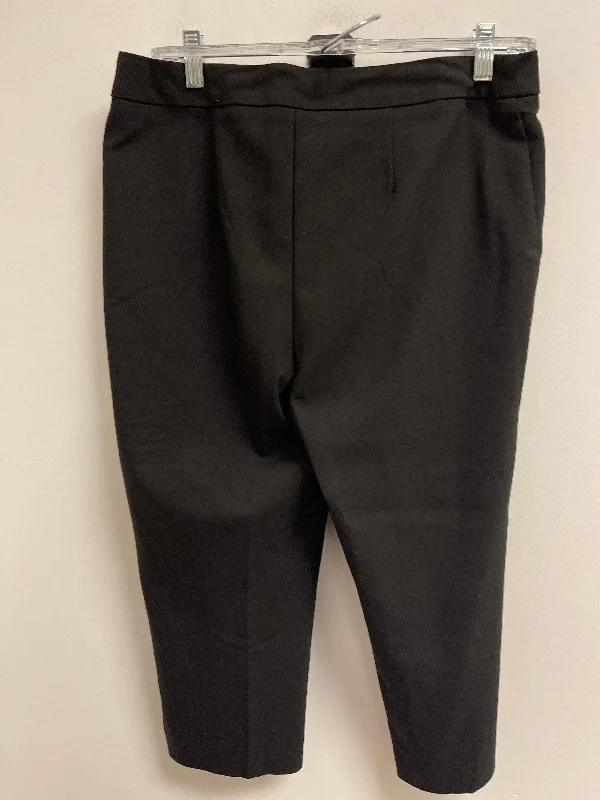 Soft jogger pants for relaxed weekend lounging -Pants Dress By Chicos In Black, Size: 6