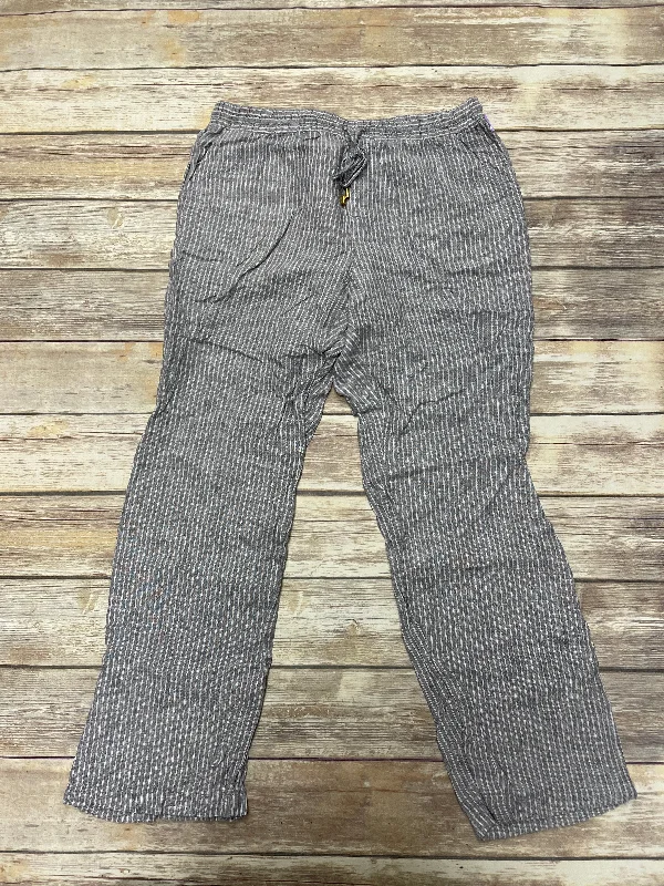 Relaxed cotton pants for breezy casual days -Pants Linen By Ellen Tracy In Grey, Size: L