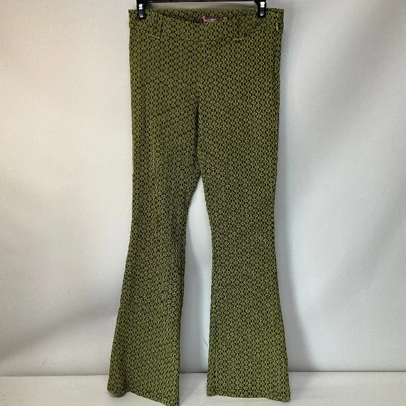 Reinforced knee pants for tough outdoor tasks -Pants Chinos & Khakis By Urban Outfitters In Green, Size: 0