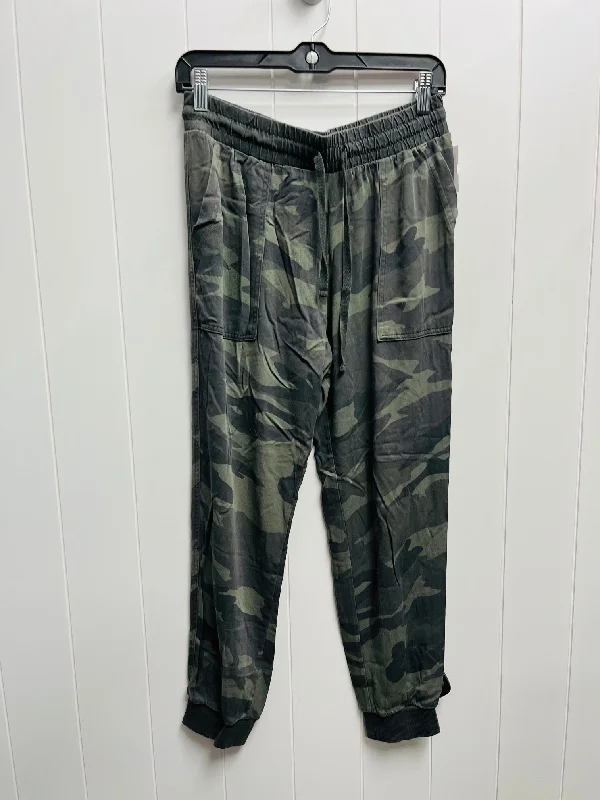 Flowy linen pants for relaxed tropical vacations -PANTS JOGGERS SPLENDID in CAMOUFLAGE PRINT, Size: S