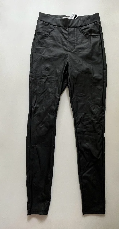 Heavy-duty ripstop pants for extreme hiking durability -Pants Cargo & Utility By Clothes Mentor In Black, Size: 8