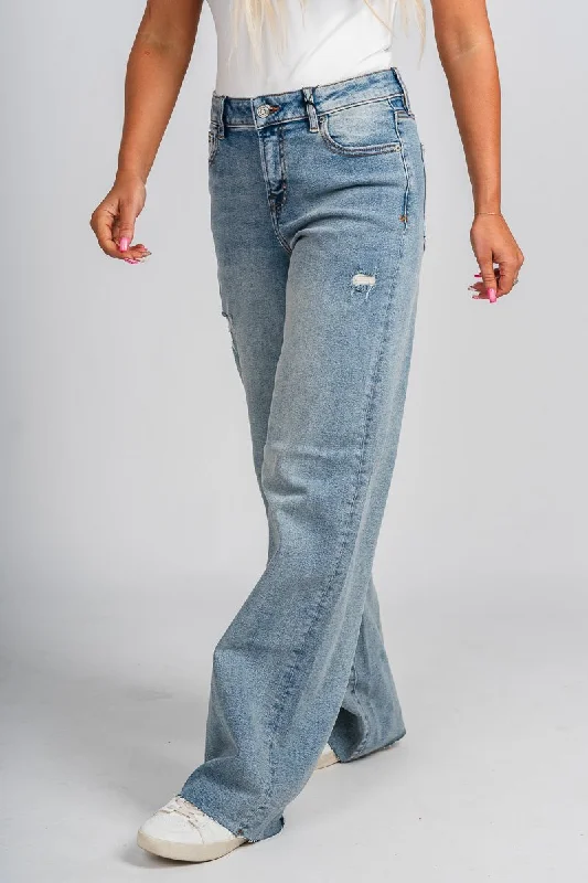 Valentine's Day Jeans for Romantic -Hidden Logan high rise dad jeans medium denim