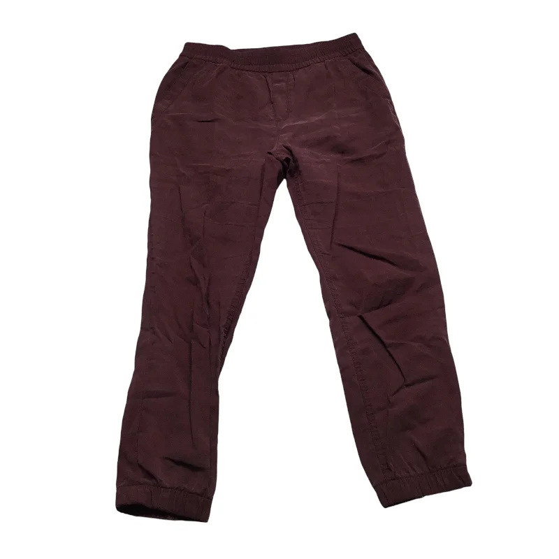 Affordable denim pants for everyday rugged use -Pants Cargo & Utility By Old Navy In Red, Size: S