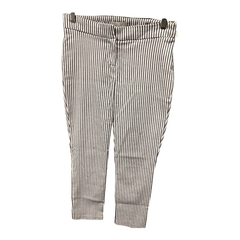 Stylish flare pants for retro party looks -Pants Lounge By Rachel Zoe In Striped Pattern, Size: 2