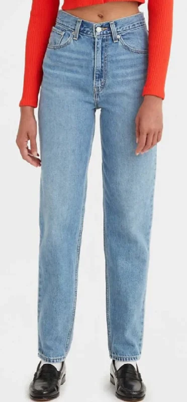 Cropped Jeans for Summer Look -Levi's 80s Mom Jeans 'Medium Indigo Worn In' - A35060002