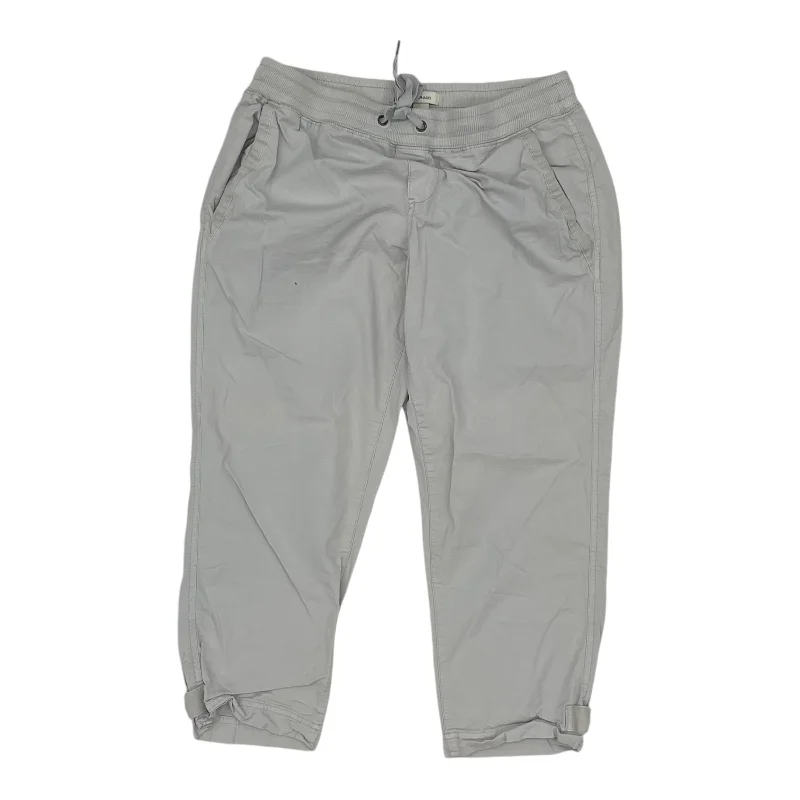 Breathable mesh pants for hot weather sports -Pants Cropped By L.L. Bean In Grey, Size:S