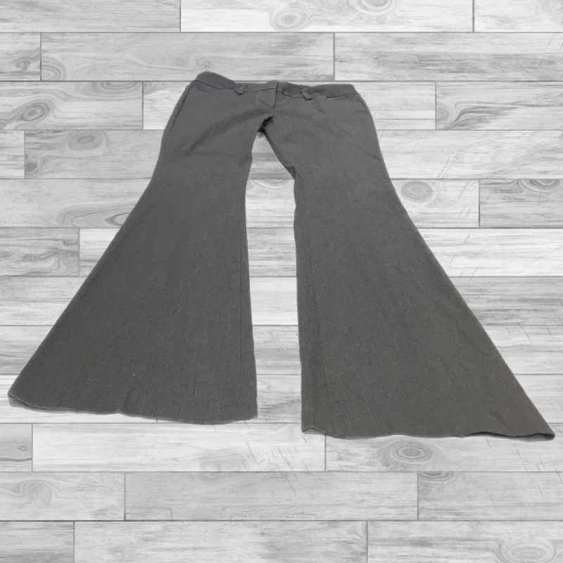 Luxury silk pants for glamorous evening wear -Pants Dress By Express In Grey, Size: 4