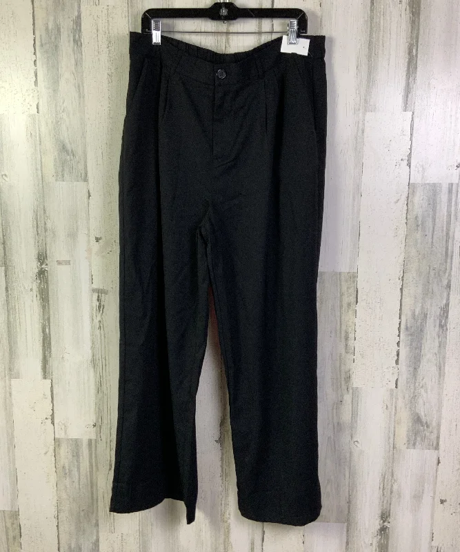 Soft velvet pants for cozy holiday outfits -Pants Dress By Clothes Mentor In Black, Size: 22