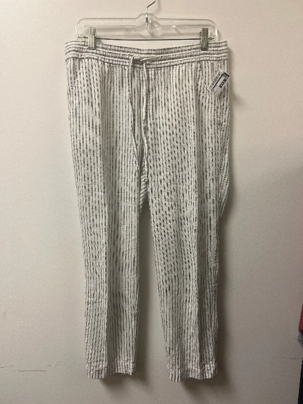 Vintage corduroy pants for retro style vibes -Pants Linen By Gap In Navy, Size: M