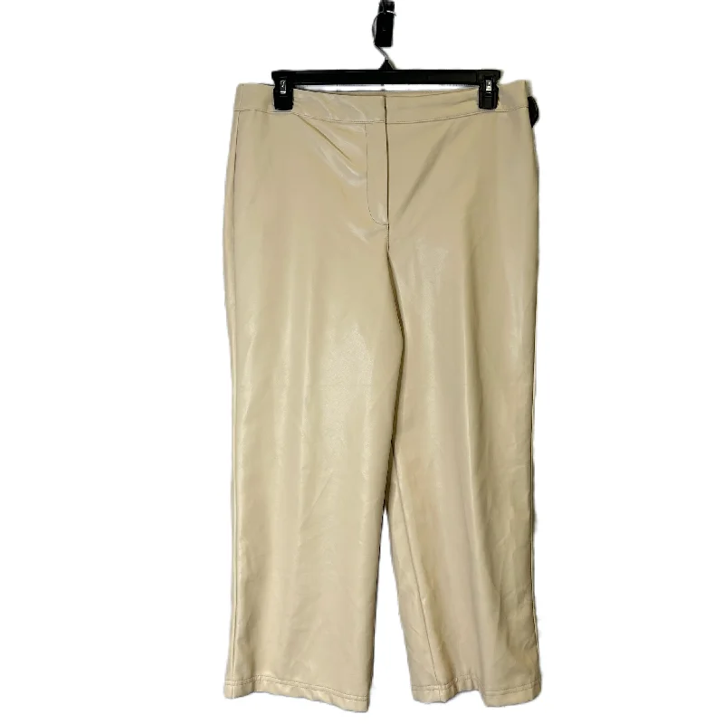 Vintage high-waisted pants for nostalgic wardrobe charm -Pants Other By Bagatelli In Cream, Size: L