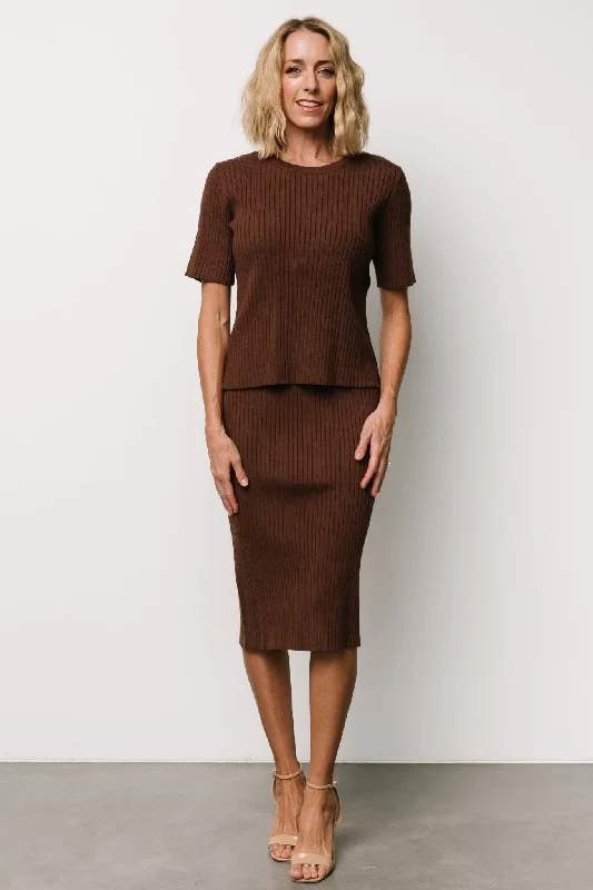 Wrap skirts with tie-front detail charm -Stormi Ribbed Midi Skirt | Brown