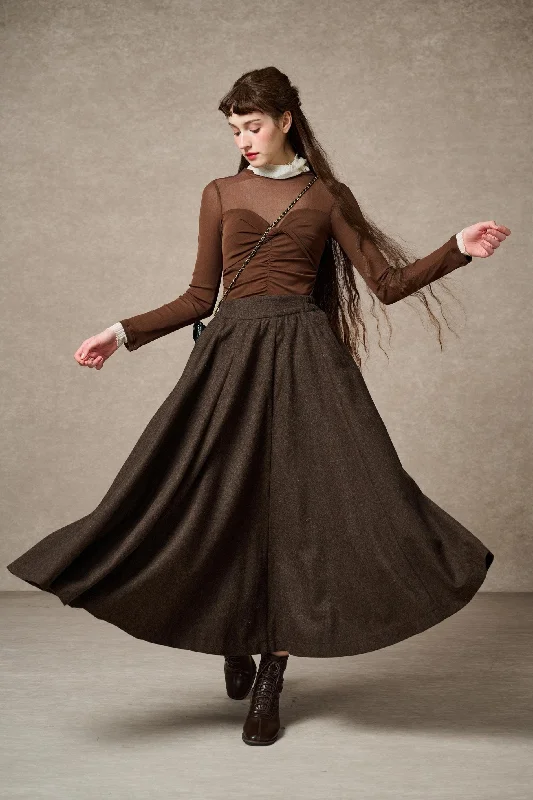 Durable skirts for long-lasting wardrobe staples -The Soft Lawn 12 | Midi Wool Skirt