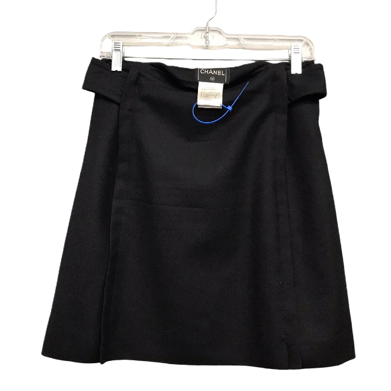 Vintage skirts with 70s-inspired designs -Skirt Luxury Designer By Chanel In Black, Size: 2