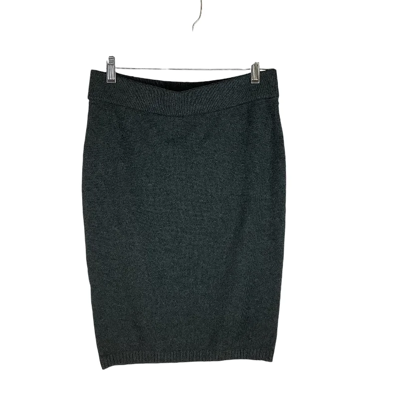 Durable skirts for active lifestyle needs -Skirt Midi By Gap In Grey, Size: S