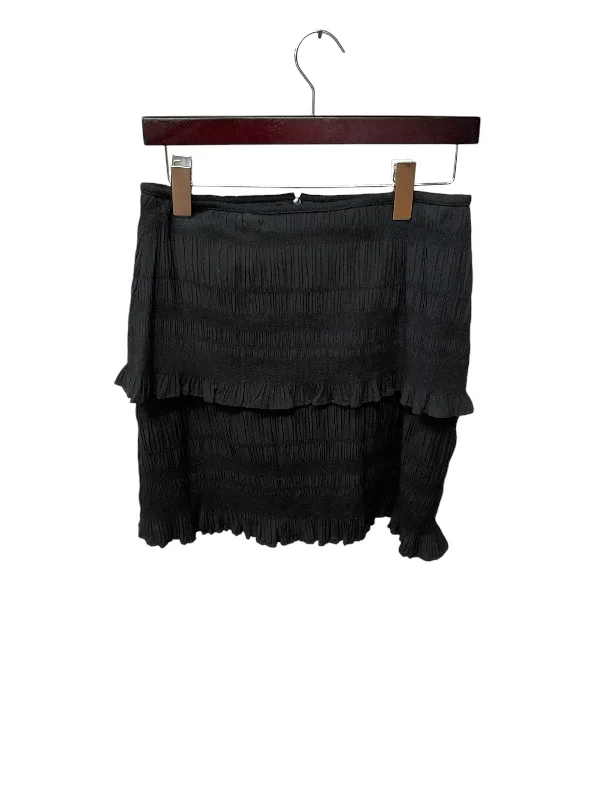 Pleated skirts for sophisticated evening wear -Skirt Mini & Short By Clothes Mentor In Black, Size: M