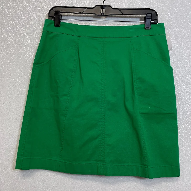 Wrap maxi skirts for versatile styling options -Skirt Mini & Short By Boden In Green, Size: 8