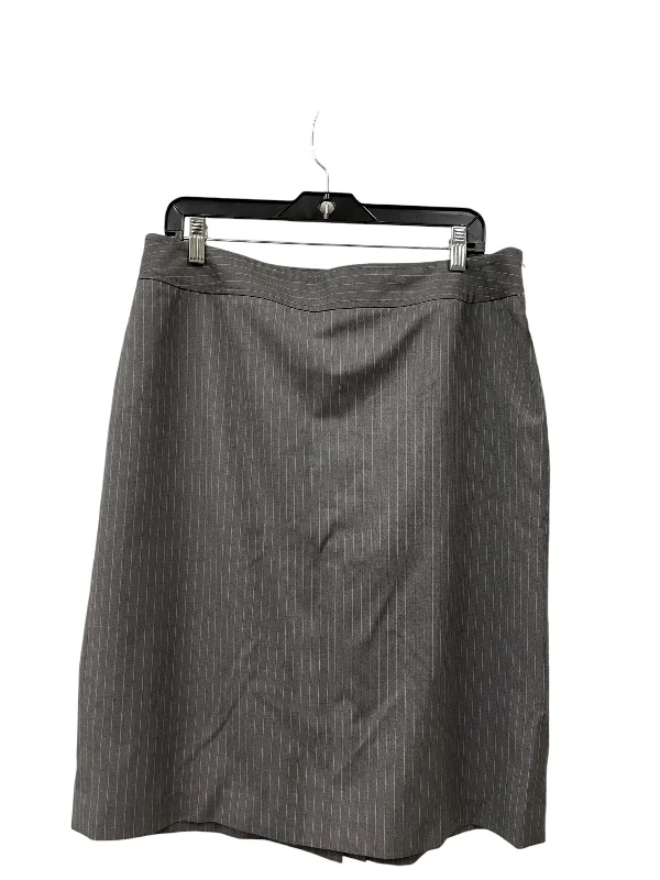 Stretchy skirts for all-body inclusivity -Skirt Midi By Brooks Brothers In Grey, Size: 14