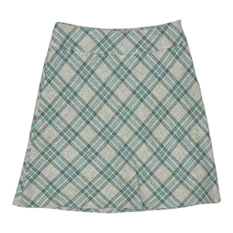 Wrap skirts for adjustable stylish fit -Skirt Mini & Short By Talbots In Blue & Grey, Size:4