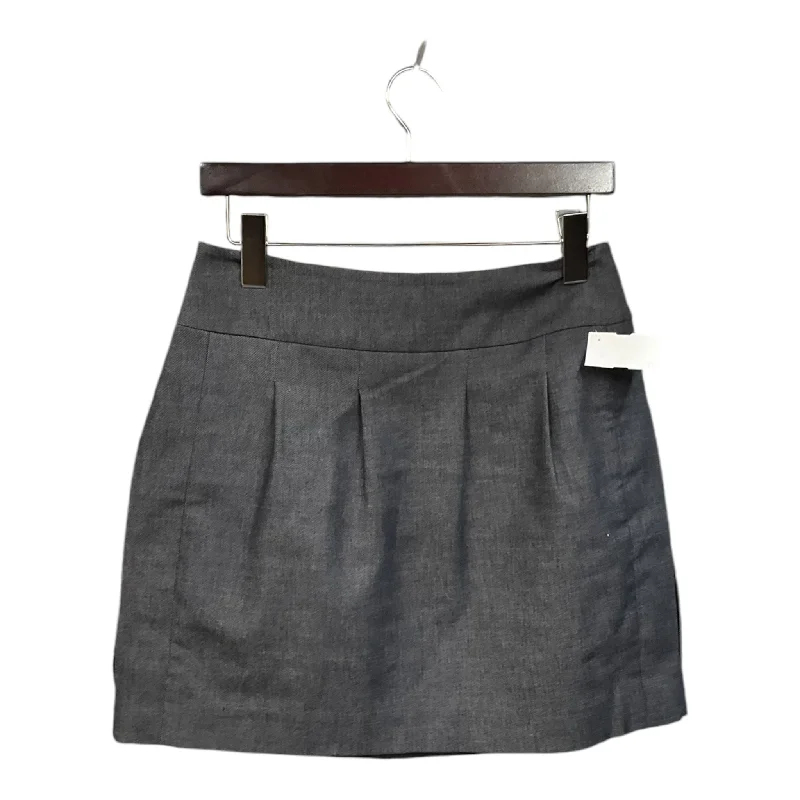 Casual skirts for relaxed weekend lounging -Skirt Mini & Short By Bcbgmaxazria In Grey, Size: S