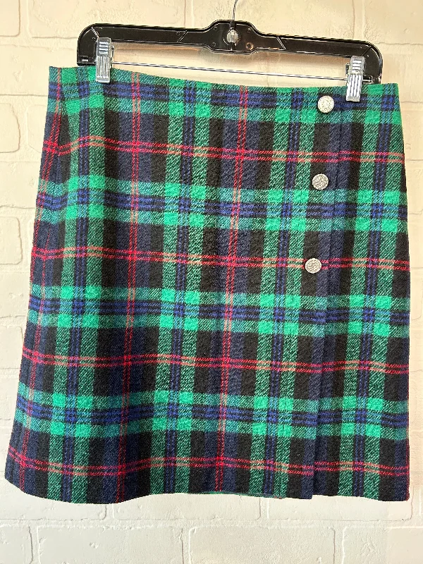 Wrap skirts for adjustable stylish fit -Skirt Mini & Short By Talbots In Black & Green, Size: 10